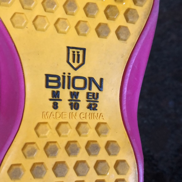 “Like New” Biion Shoes - Picture 6 of 6